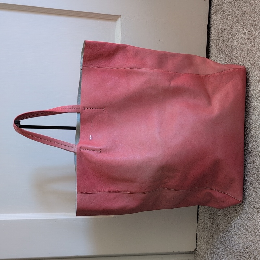Celine Vertical Cabas Pink Lambskin - EUC